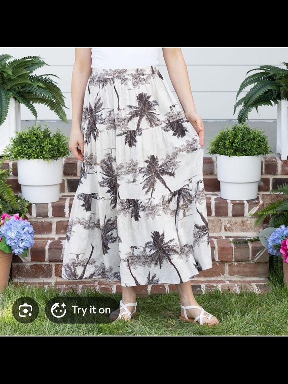 Calstyle Beige Palm Tree Tiered Maxi Skirt Linen Blend. Size M